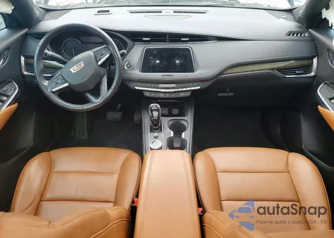 2021 Cadillac Xt4 Premium Luxury z USA, uszkodzony, nr VIN 1GYFZDR48MF050574